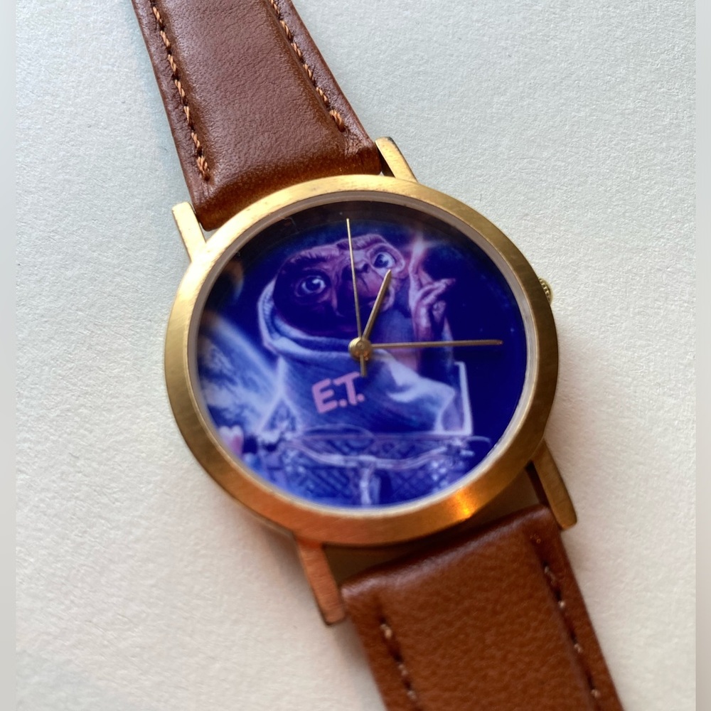 E.T. The Extra Terrestrial 1982 Universal Classic Timepiece Wristwatch